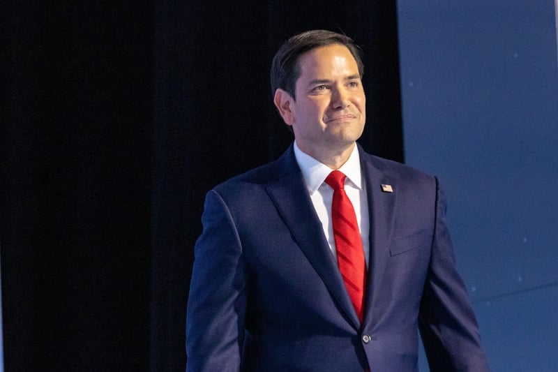 Marco Rubio: «Israel ha tomado medidas unilaterales contra Irán» para «su propia defensa»