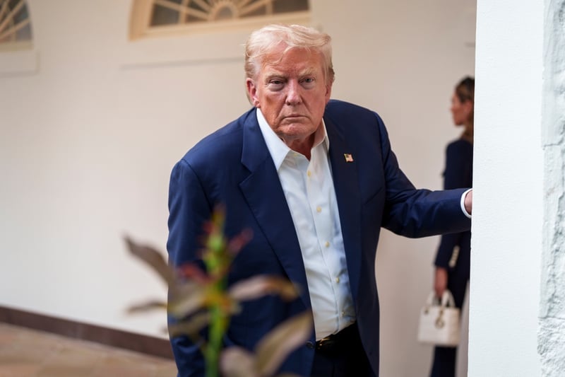 Demanda colectiva busca anular multas migratorias de Trump