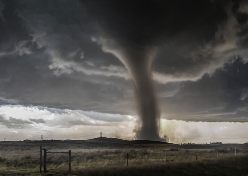 Emiten alerta de tornado para este sábado en zonas de Estados Unidos
